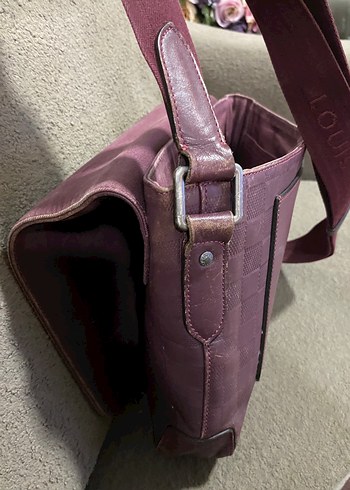 Louis Vuitton Bordo Deri unisex Çanta (orijinal) - Görsel 10