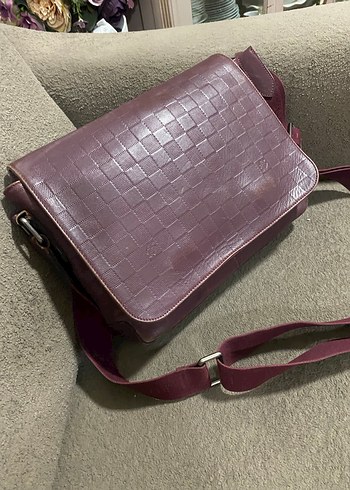 Louis Vuitton Bordo Deri unisex Çanta (orijinal) - Görsel 2