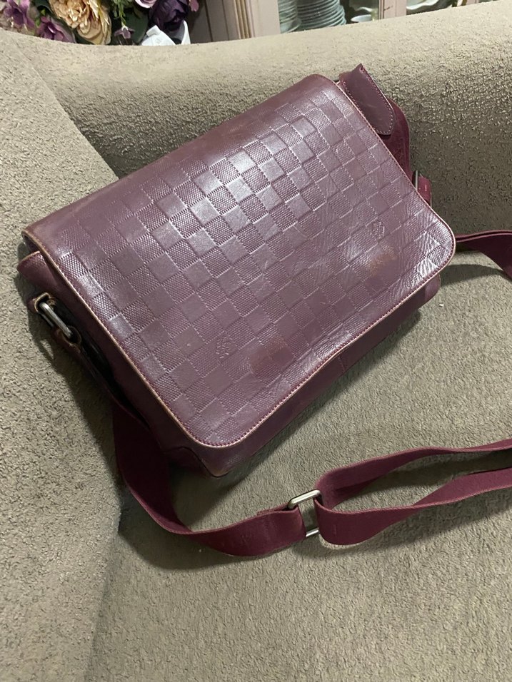 Louis Vuitton Bordo Deri unisex Çanta (orijinal) - Görsel 2
