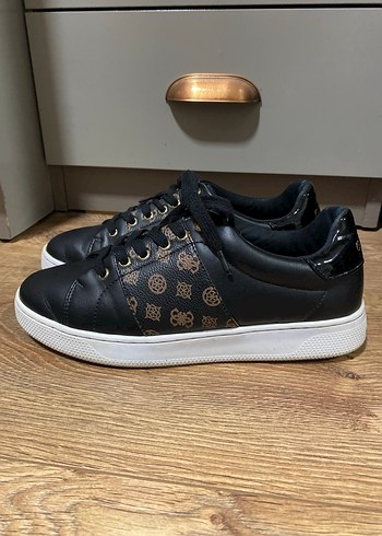 GUESS Siyah Kadın SNEAKERS Ayakkabı (ORJİNAL) - Görsel 5
