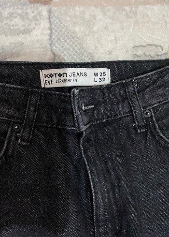 Düğmeli Siyah Regular Fit Midi Kadın Jean - Görsel 2