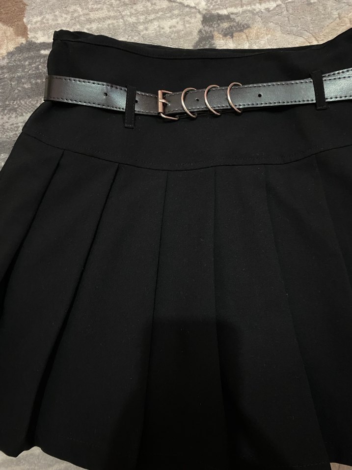 Kemer Detaylı Siyah Mini  Etek - Görsel 2