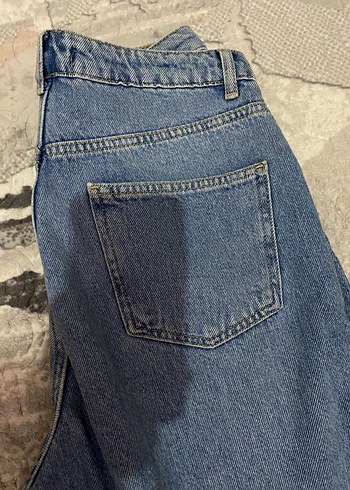 Yırtık Detaylı Midi Boy Kadın Kot Pantolon - Görsel 4