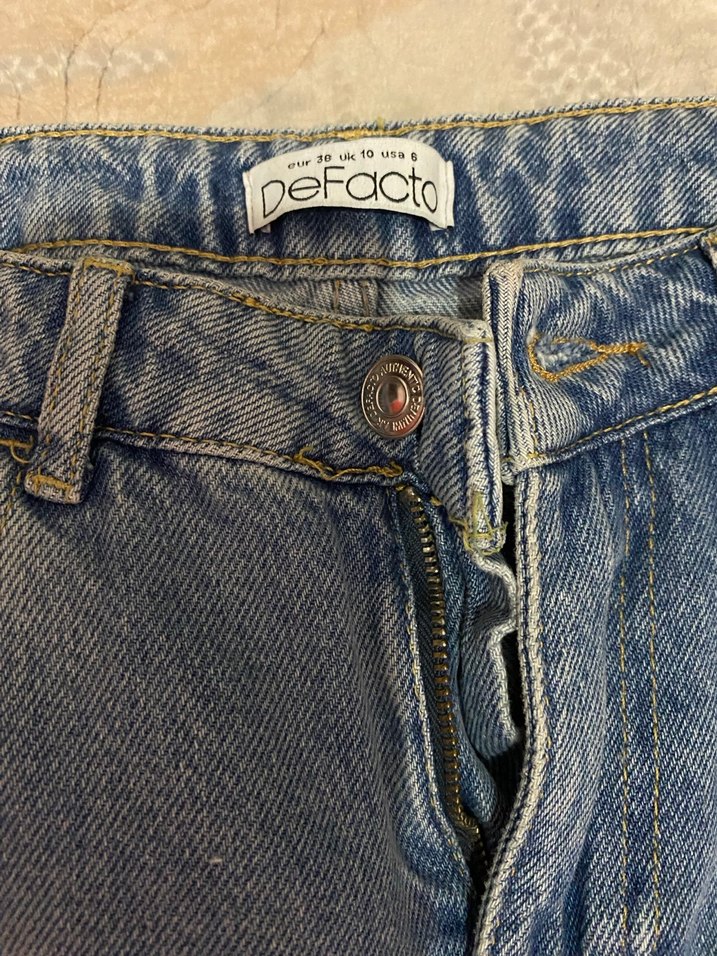 Yırtık Detaylı Midi Boy Kadın Kot Pantolon - Görsel 3