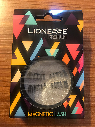 Lionesse Yeni Mıknatıslı Takma Kirpik Tasarımcı Makyaj %26 İndirimli -  Gardrops