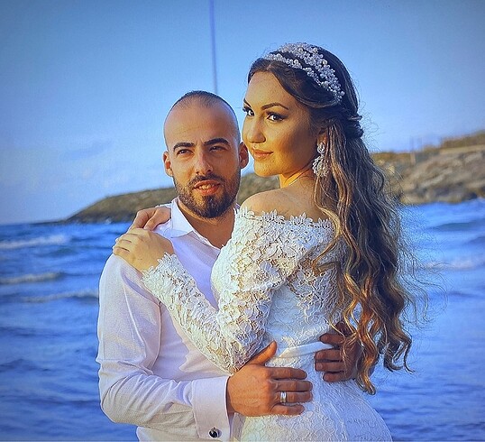 m Beden Sadece 1 kere giydim