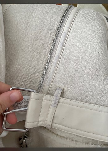 Stradivarius Kürk Detaylı Beyaz Süet Kolsuz Ceket