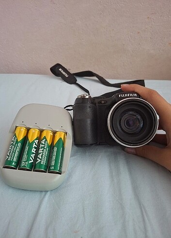 Beden Fujifilm dijital fotoğraf makinesi