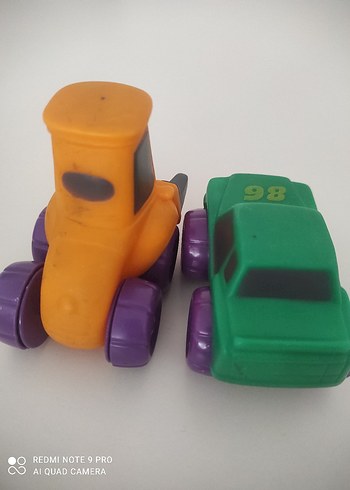 Renkli Oyuncak Araba Seti - Görsel 4