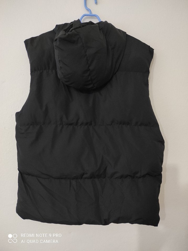 Siyah Kapüşonlu Kadın Şişme Yelek - Görsel 5