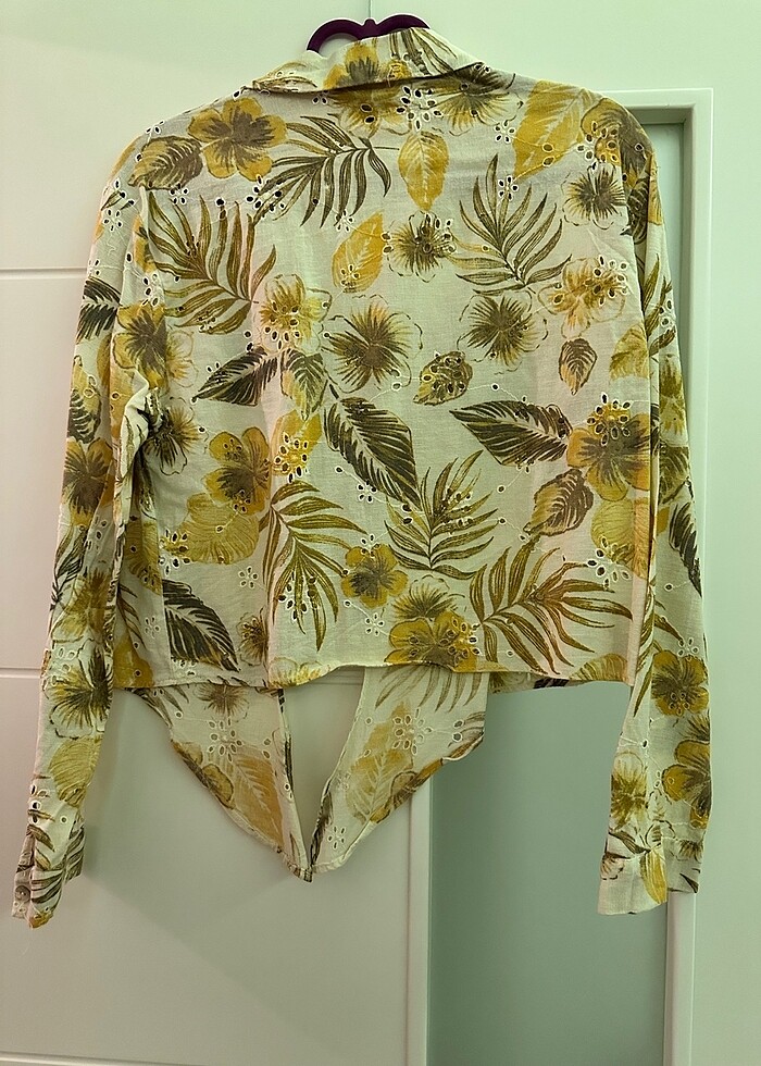 Zara sarı renk fisto çiçek desenli gömlek - Görsel 3
