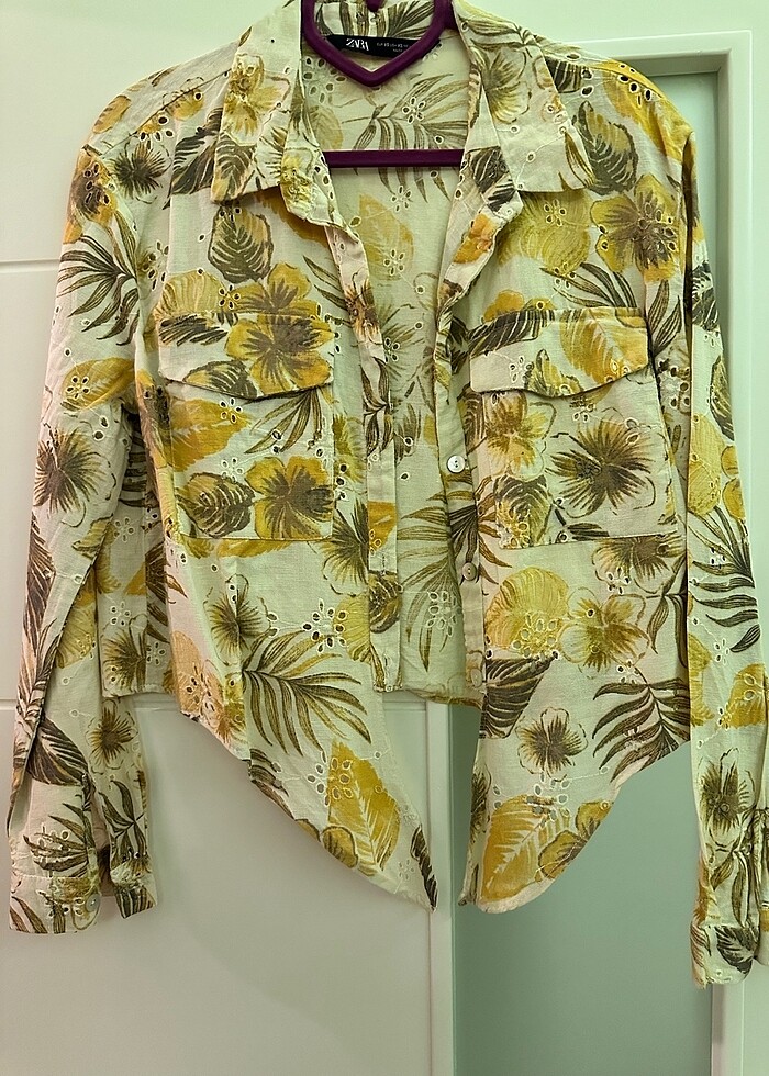 Zara sarı renk fisto çiçek desenli gömlek - Görsel 2