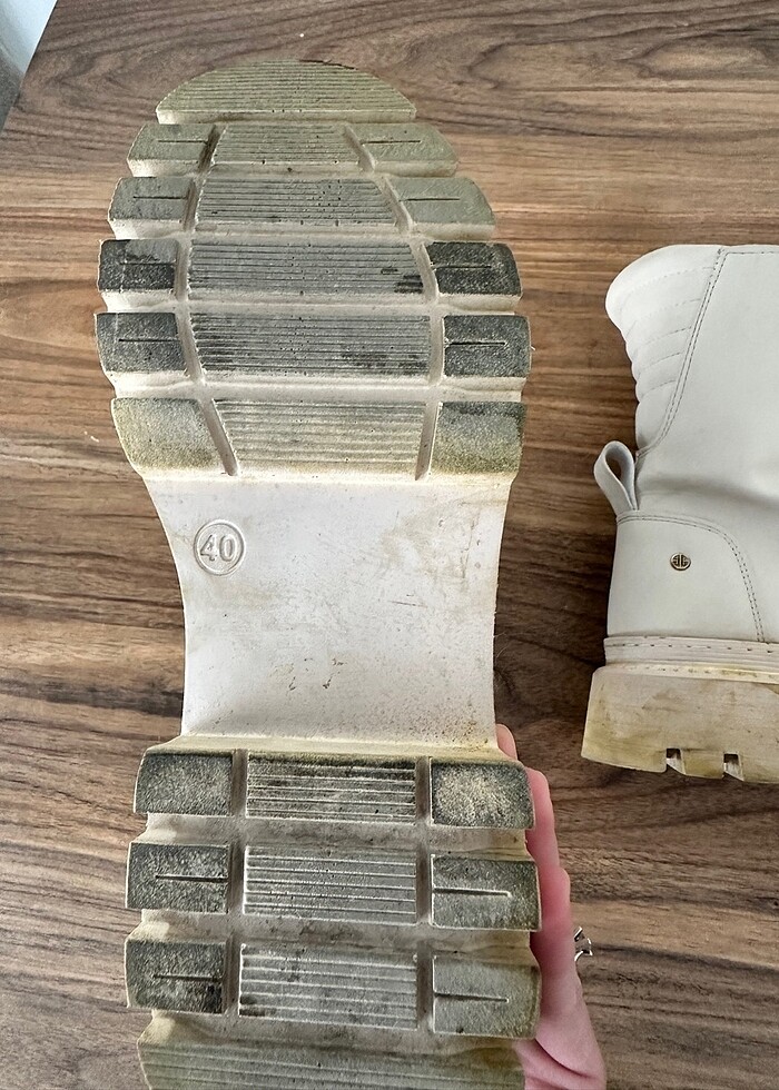 Elle krem rengi bot - Görsel 5