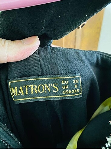 Siyah taşlı balık abiye - Görsel 5