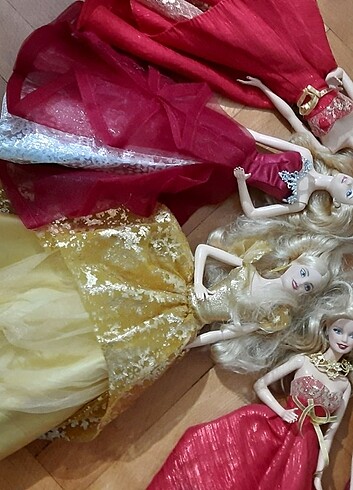 Barbie yılbaşı bebekleri