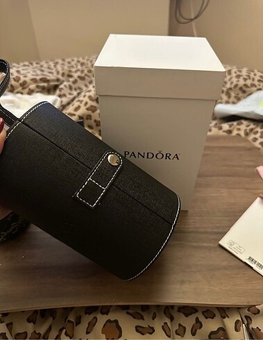 universal Beden Pandora Kutusu