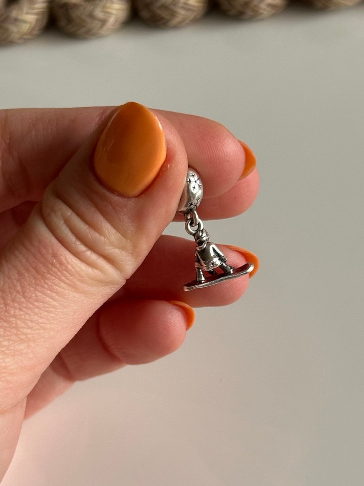 Pandora Snowboard Charm - Görsel 3