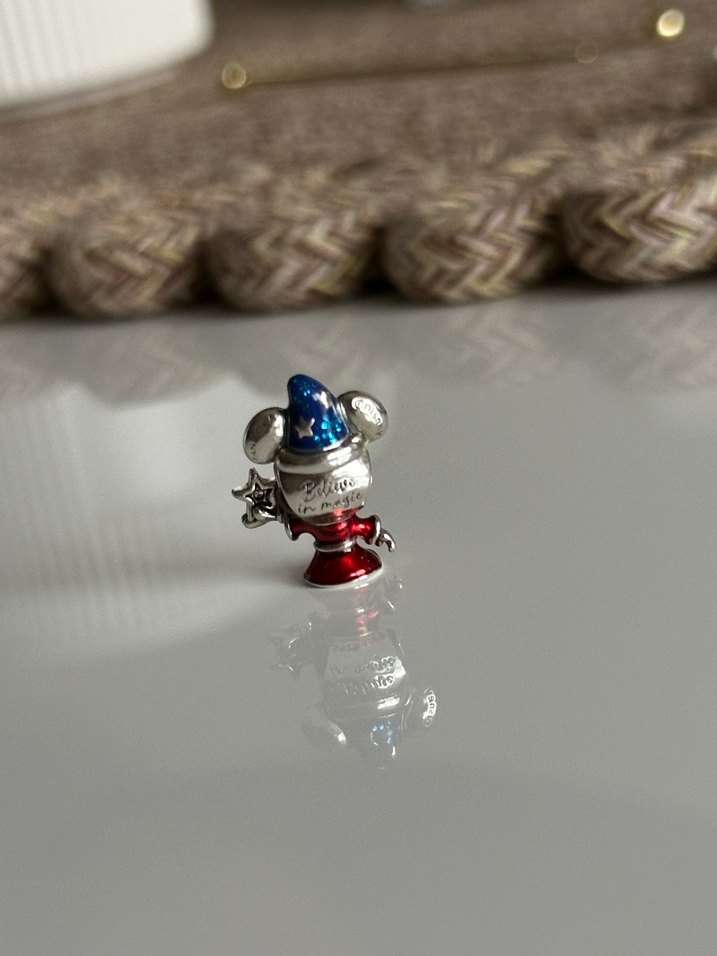 Pandora Disney Mickey Fantasia Charm - Görsel 2