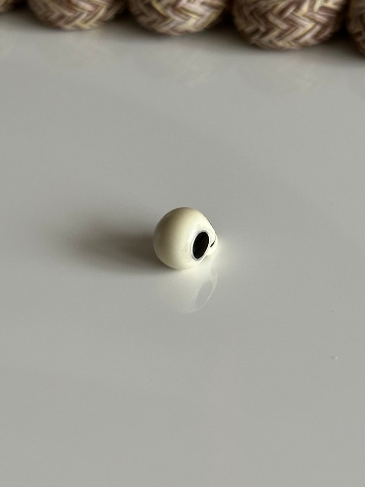 Pandora Karanlıkta Parlayan Kurukafa Charm - Görsel 2