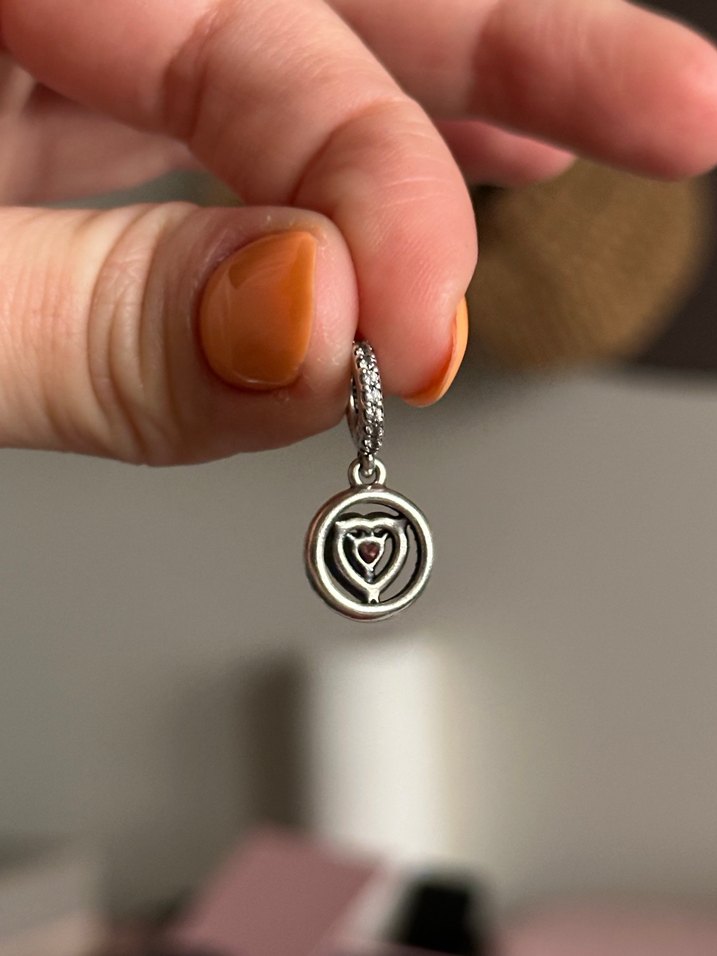 Pandora Haleli Kalp Charm - Görsel 3