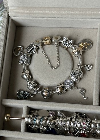 Pandora Two Tone Pierced Heart Charm - Görsel 3