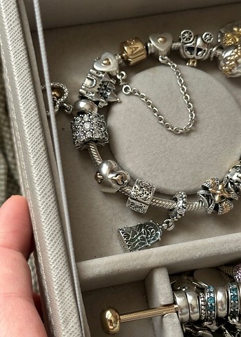 Pandora Two Tone Pierced Heart Charm - Görsel 4