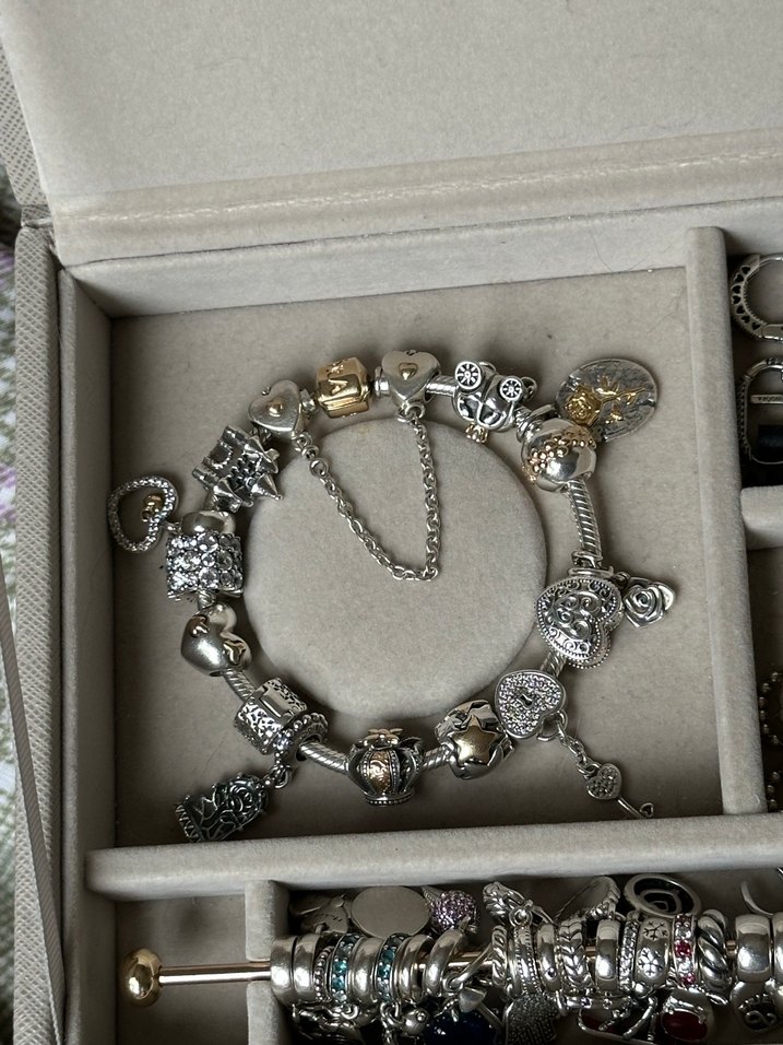 Pandora Two Tone Pierced Heart Charm - Görsel 2