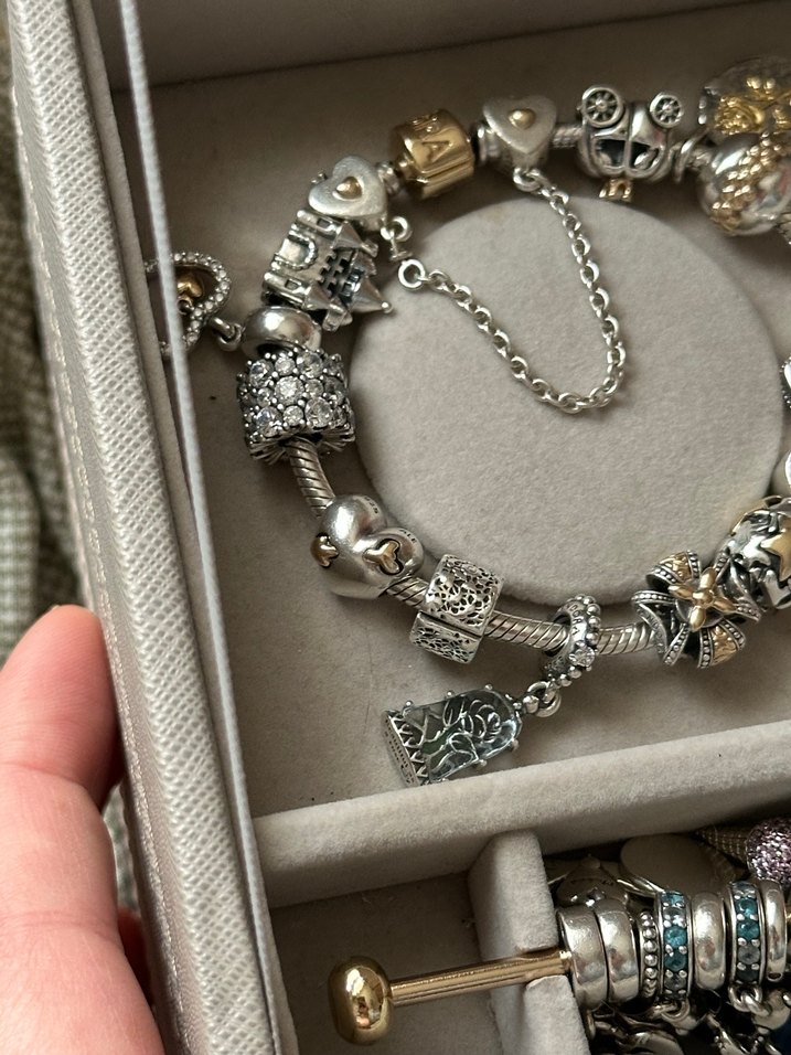 Pandora Two Tone Pierced Heart Charm - Görsel 5