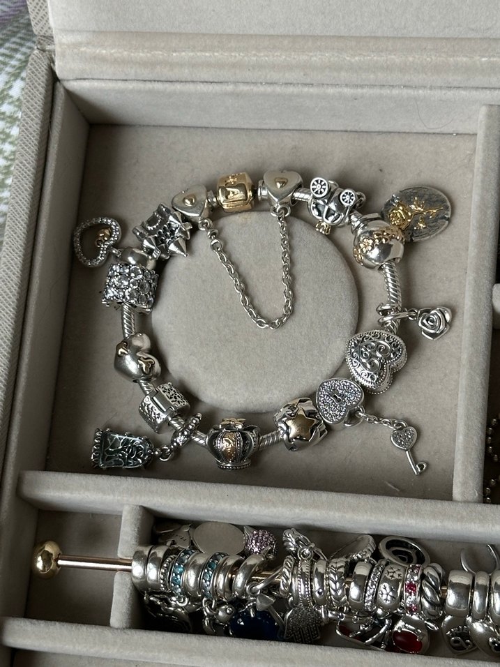 Pandora Two Tone Pierced Heart Charm - Görsel 3