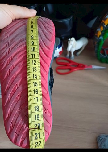 33 Beden gri Renk Nike Erkek Çocuk Gri sandalet