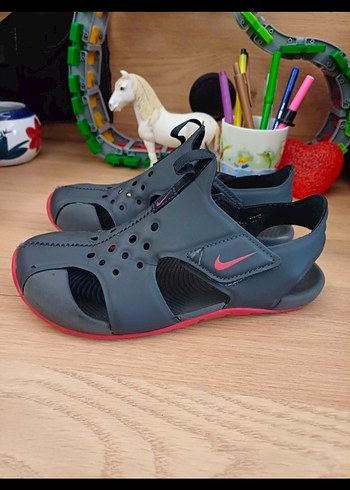 Nike Erkek Çocuk Gri sandalet - Görsel 5