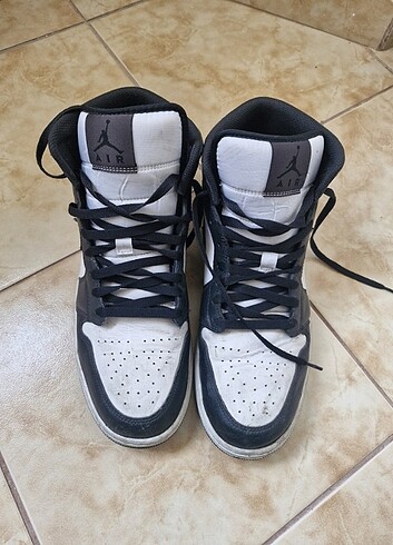 Nike Air Jordan 1
