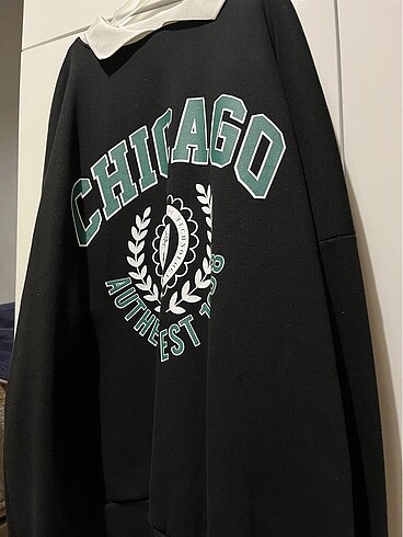 Bershka CHICAGO SWEAT