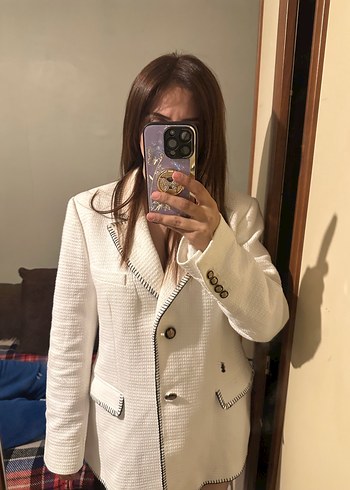 Düğmeli Beyaz Midi Kadın Ceket - Görsel 3