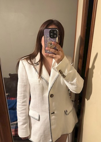 Düğmeli Beyaz Midi Kadın Ceket - Görsel 2