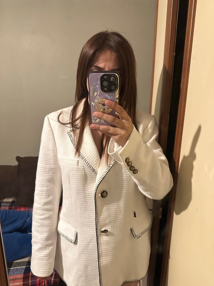 Düğmeli Beyaz Midi Kadın Ceket - Görsel 3