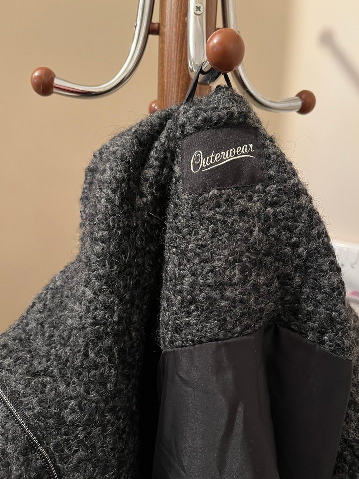 Koyu Gri Yünlü Kadın Kaban - Görsel 2