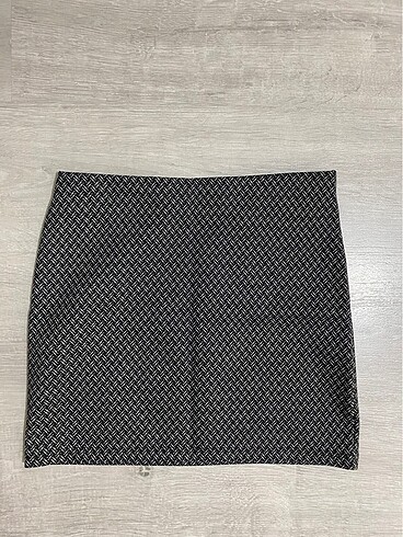 mini etek desenli