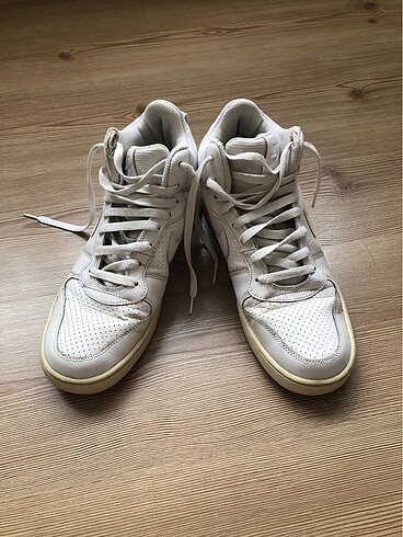 Orijinal nike air force boğazlı beyaz ayakkabı