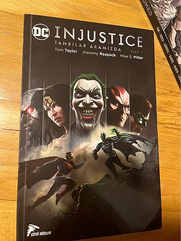 Injustice Tanrılar Aramızda Çizgi roman