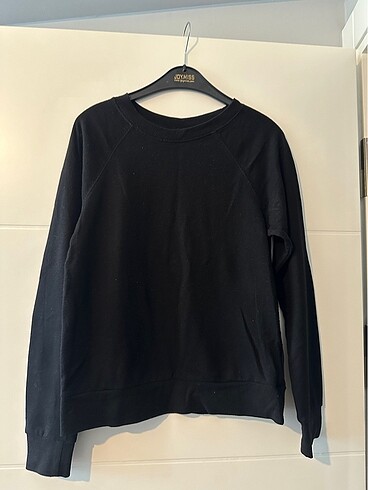 Siyah sweatshirt
