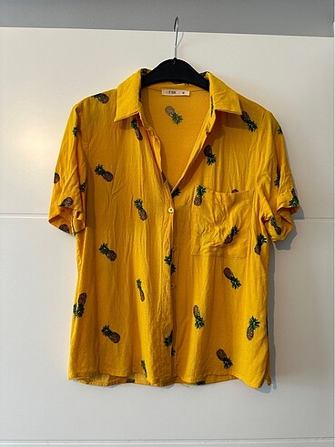 Ananas desenli sarı gömlek