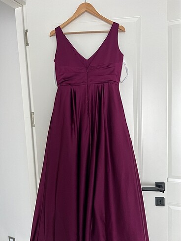 42 Beden Oleg cassini elbise