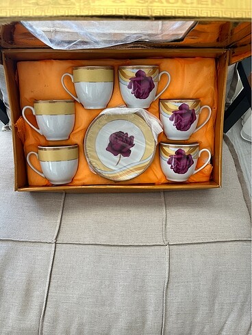 Çay fincanı takımı