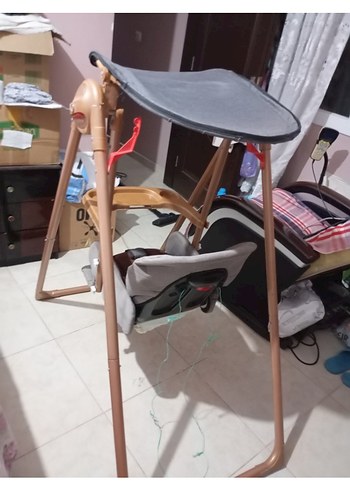 Beden Kahverengi Bebek Salıncaklı Mama Sandalyesi