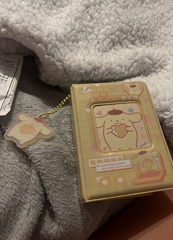 Sanrio binder Pompompurin binder 