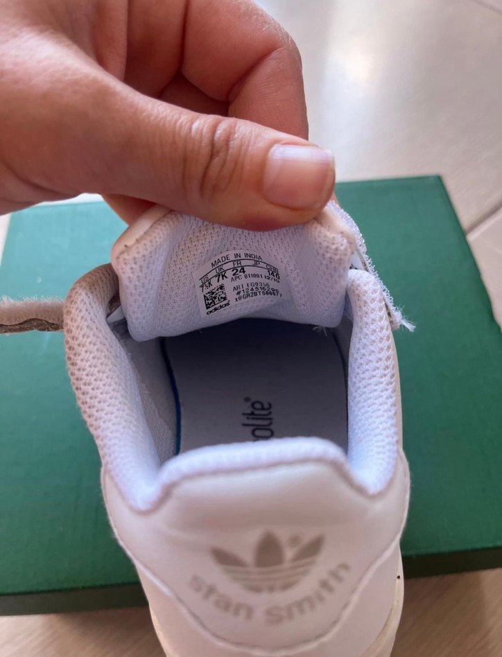 Adidas 24 no ayakkabı - Görsel 2