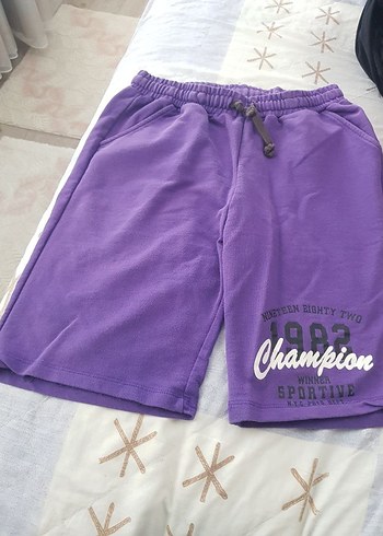 De-facto - Görsel 2