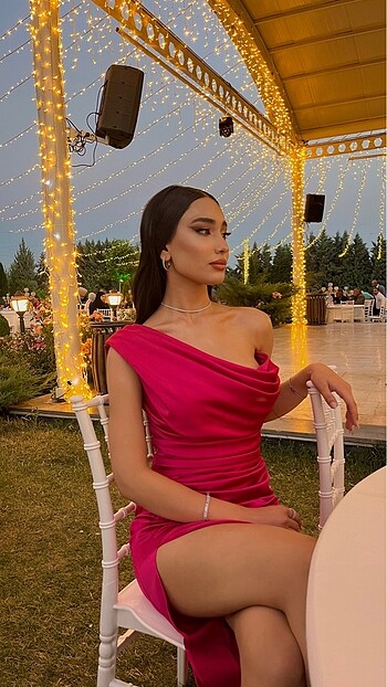 Gece elbisesi