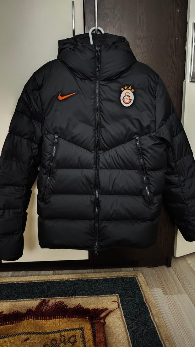 Galatasaray Nike Kapüşonlu Erkek Şişme Mont - Görsel 2